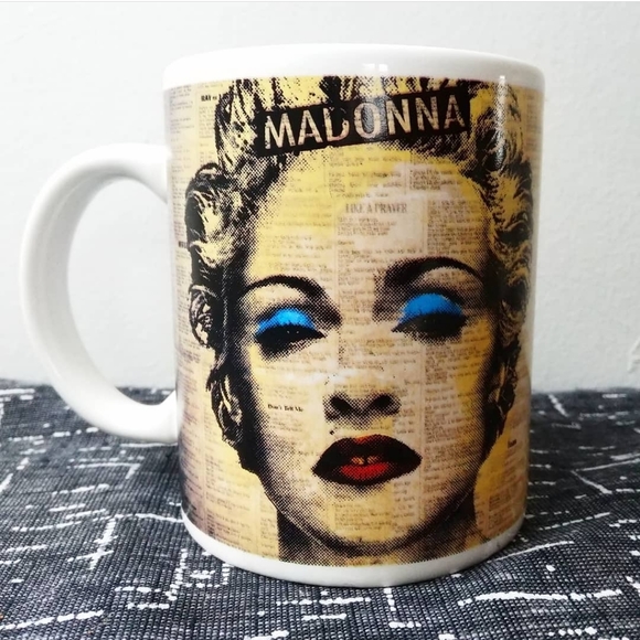 MADONNA Celebration Album Cover Ceramic Mug (2010) - Picture 1 of 3
